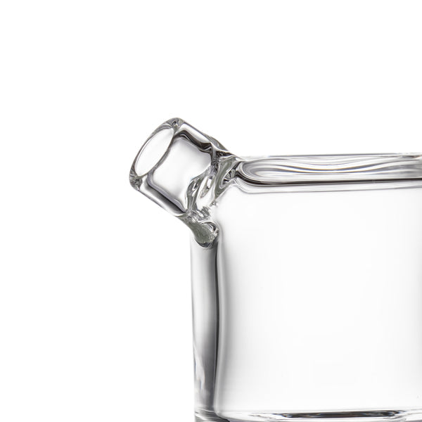Column Mini Dab Rig - Clear, close-up of the rim and spout, showcasing its sleek borosilicate glass design, emphasizing durability and precision craftsmanship.