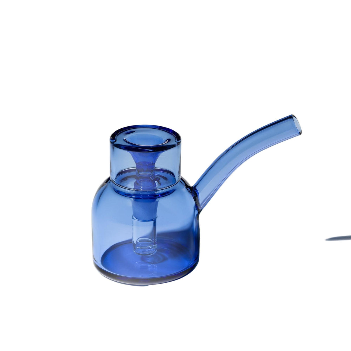 Vesper Bubbler: Compact blue glass water-pipe with round base, built-in downstem, top bowl, and angled mouthpiece, blending elegance and functionality.