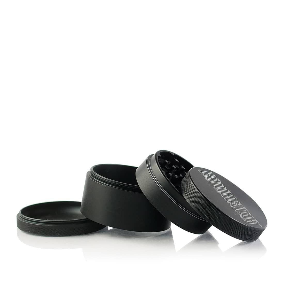 2.5 Multi Chamber Grinder - Black with knurled lid, interlocking teeth, collection chamber, and storage cap, showcasing Kannastör's precision-engineered, modular design.