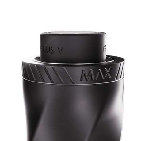 AERIS Intelli-Core MAX Ring Adapter, a sleek black magnetic adapter for enhancing AERIS device performance with Intelli-Core® MAX compatibility, ensuring improved vapor and flavor.