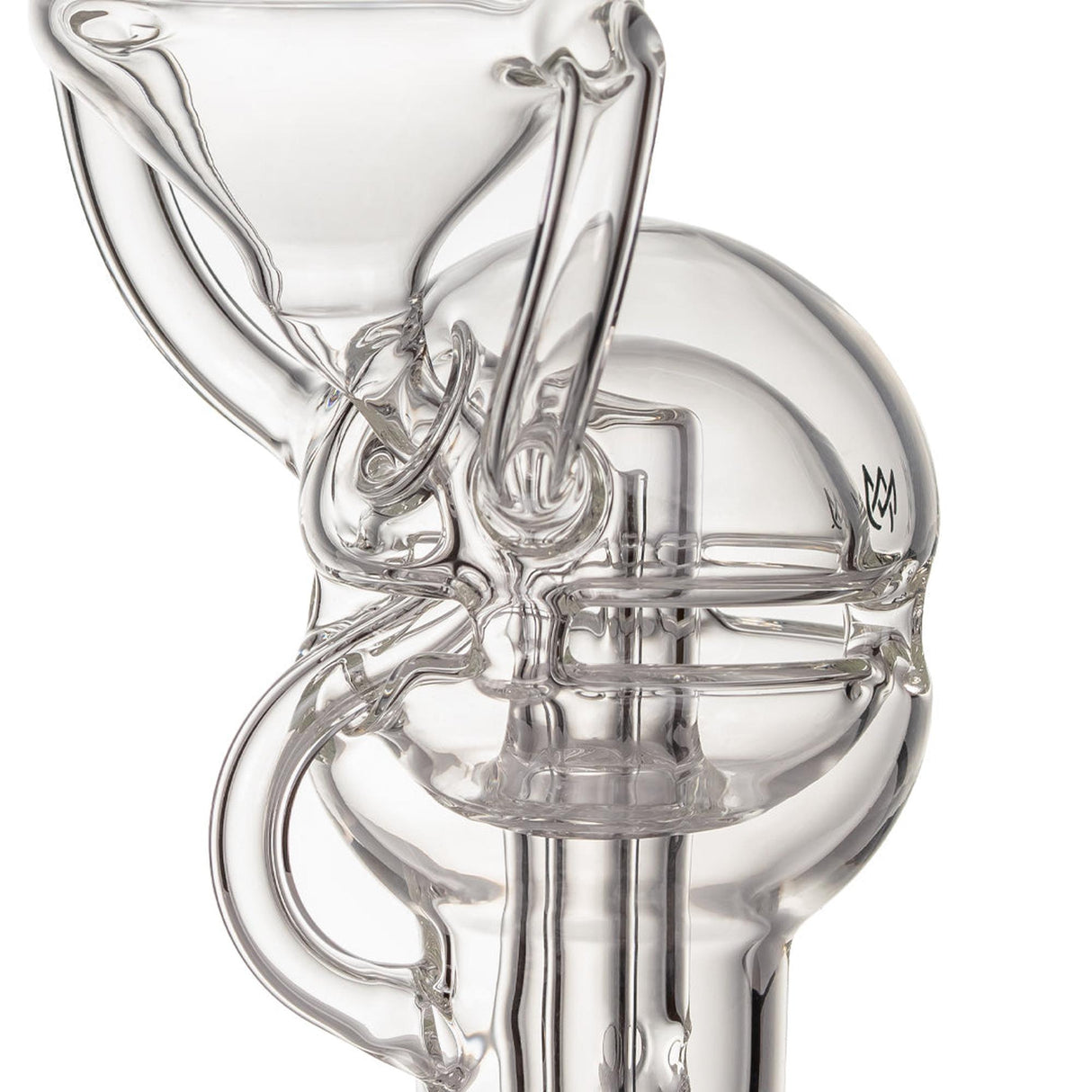 Close-up of Fabcycler Focus V Carta Top, showcasing its intricate recycler chambers and looping tubing for smooth diffusion and enhanced airflow in borosilicate glass.