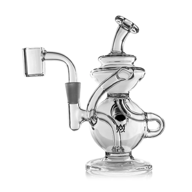 Mini Jig Mini Dab Rig - Clear: A compact, borosilicate glass rig with a recycler design, quartz banger, and integrated storage jar for enhanced dabbing functionality.