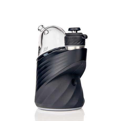 The Bridge Peak Attachment: Sleek glass top for Puffco Peak, with hose and mouthpiece options, ensuring customizable and versatile vaping experiences. Includes adapters for smooth airflow.